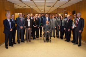 Foto-de-familia-almuerzo-Foro-Transfiere-20-02-2019.jpg_108471931 Foto-de-familia-almuerzo-ministro-ciencia